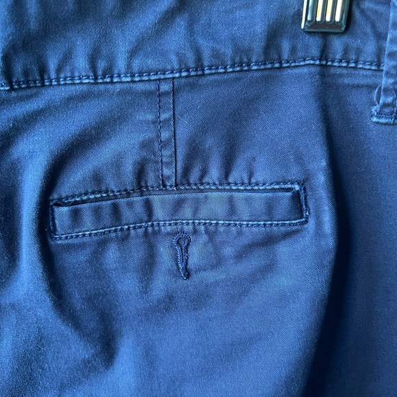 GAP “boyfriend” skinny khakis Size 4 - Picture 2 of 6
